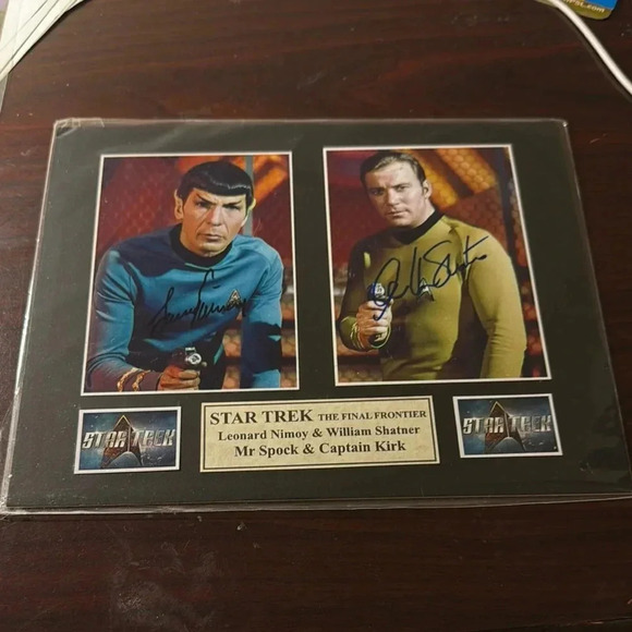 Star Trek The Final Frontier Signed Photo - Picture 1 of 1